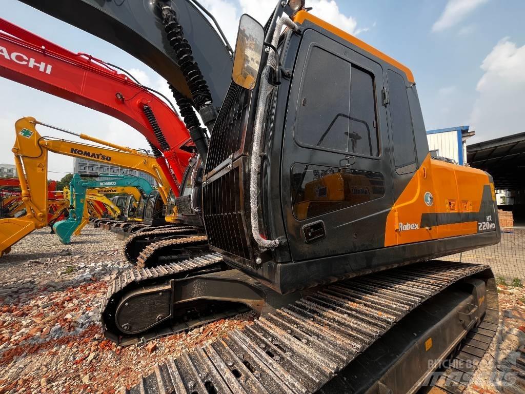 Hyundai HX 220 Bandgrävare