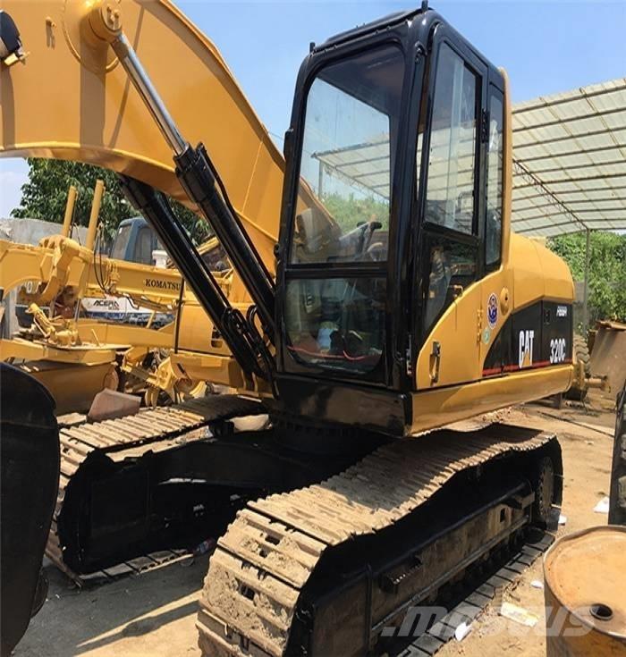 CAT 320 C Bandgrävare
