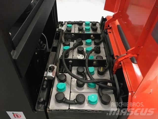 Toyota OSE 100 W Plocktruck, låglyftande