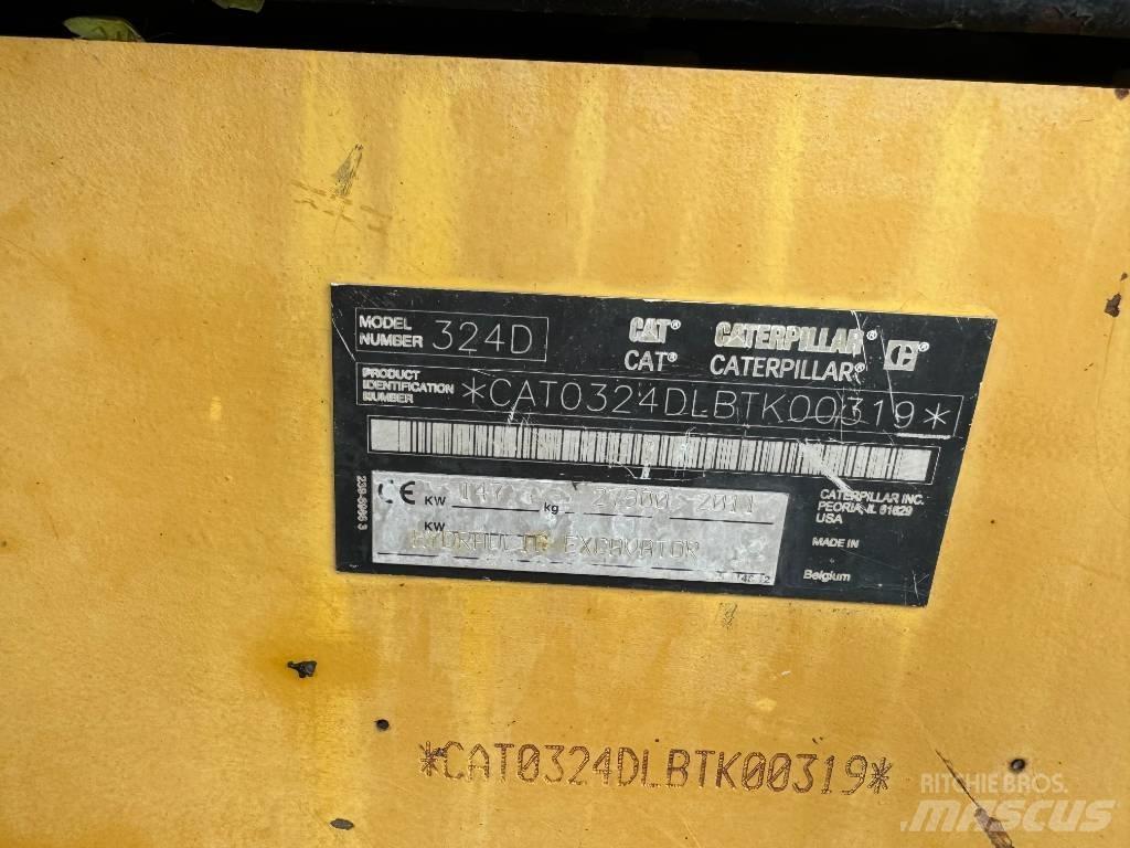 CAT 324 D L Bandgrävare
