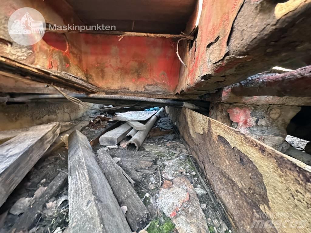 HRD NTG Trombon Låg lastande semi trailer
