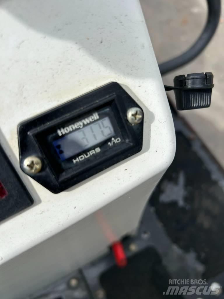 Bobcat E 10z Minigrävare < 7t