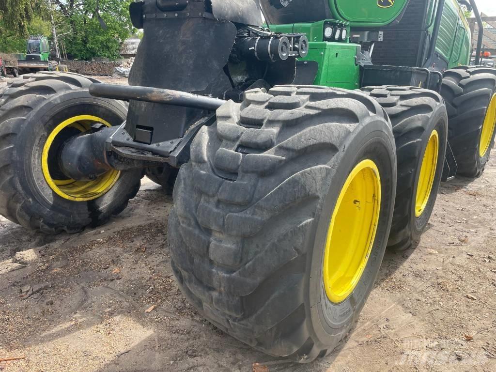 John Deere 1270 G Skördare