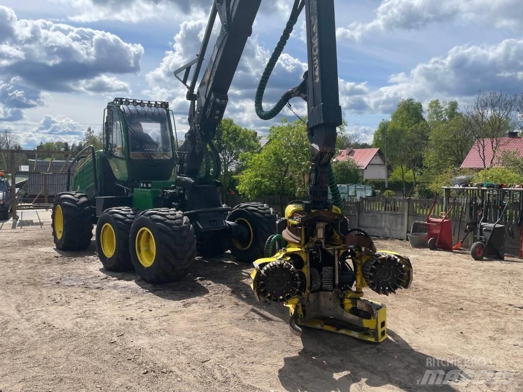 John Deere 1270 G Skördare