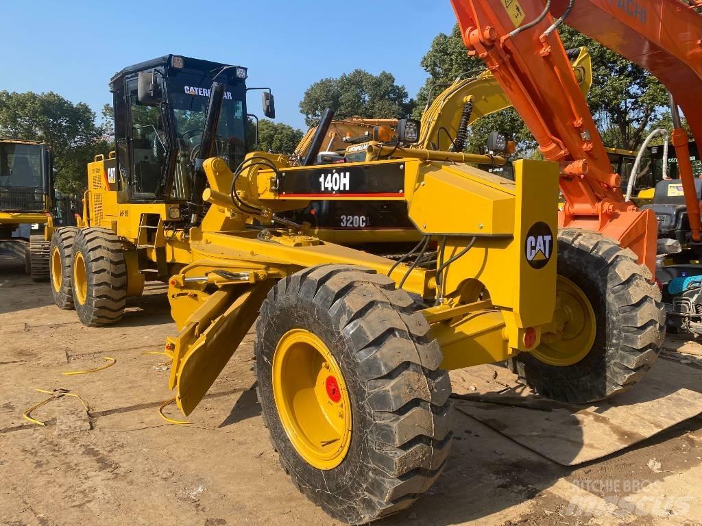 CAT 140 H Väghyvlar