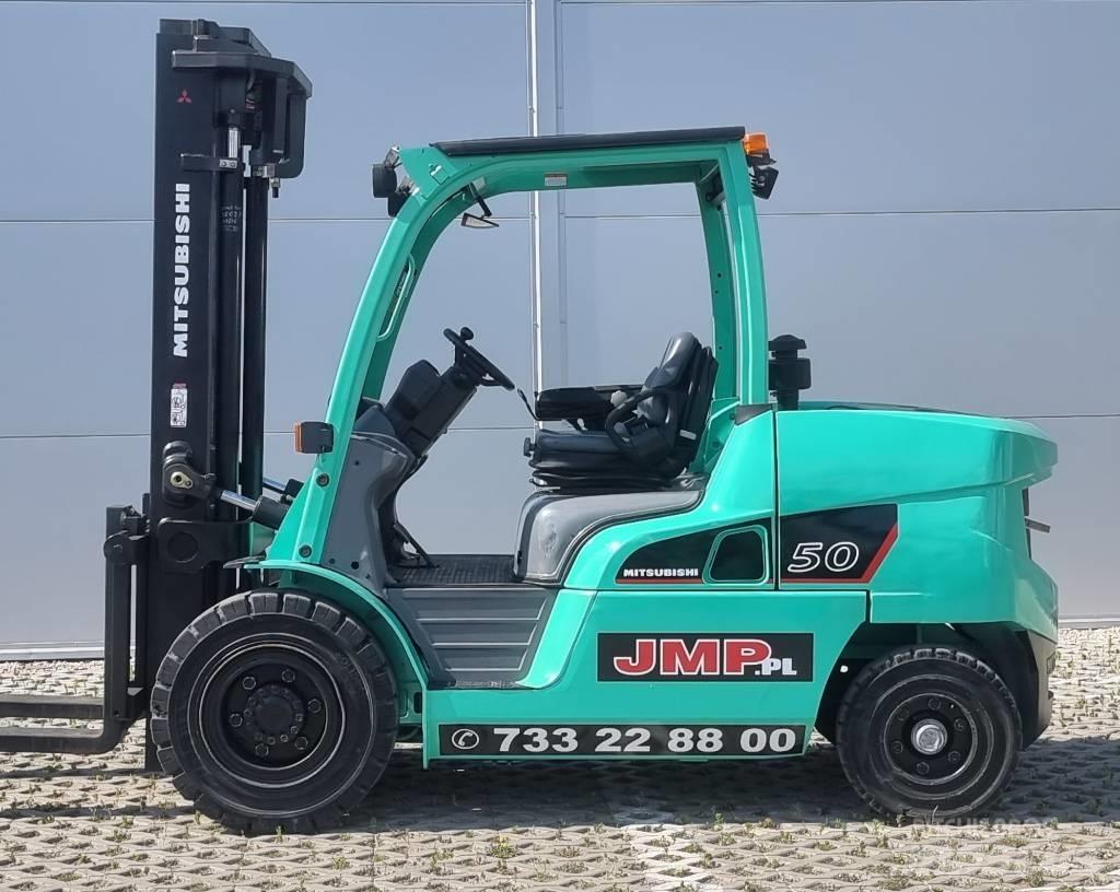 Mitsubishi FD50NT Dieselmotviktstruckar