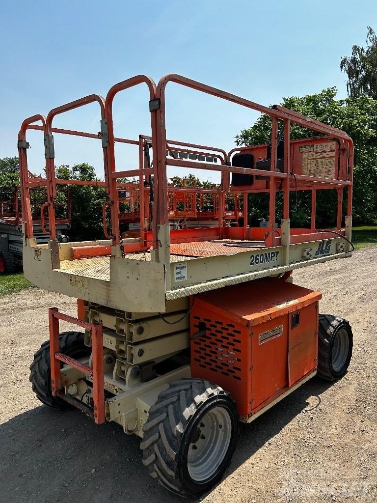 JLG 260 MRT Saxliftar