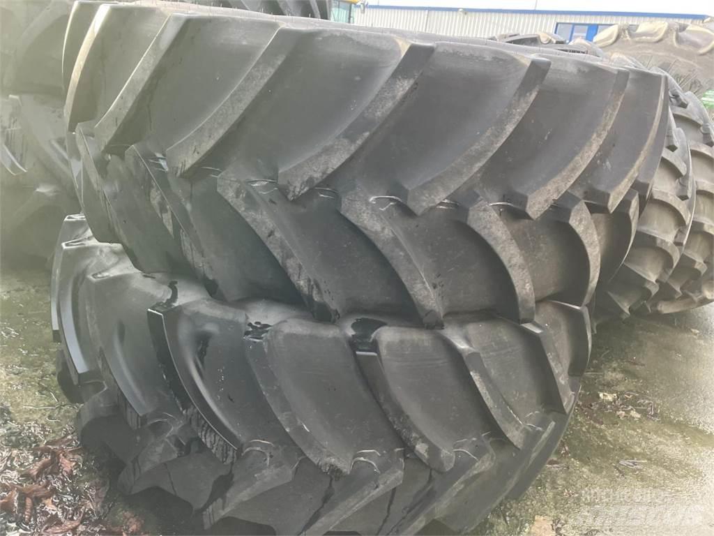 Mitas 650/65R38 Däck, hjul och fälgar