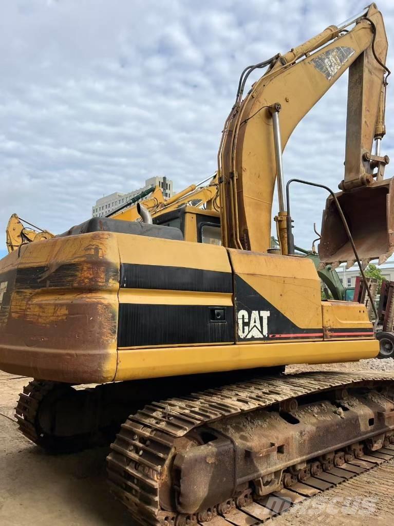 CAT 320 B L Bandgrävare
