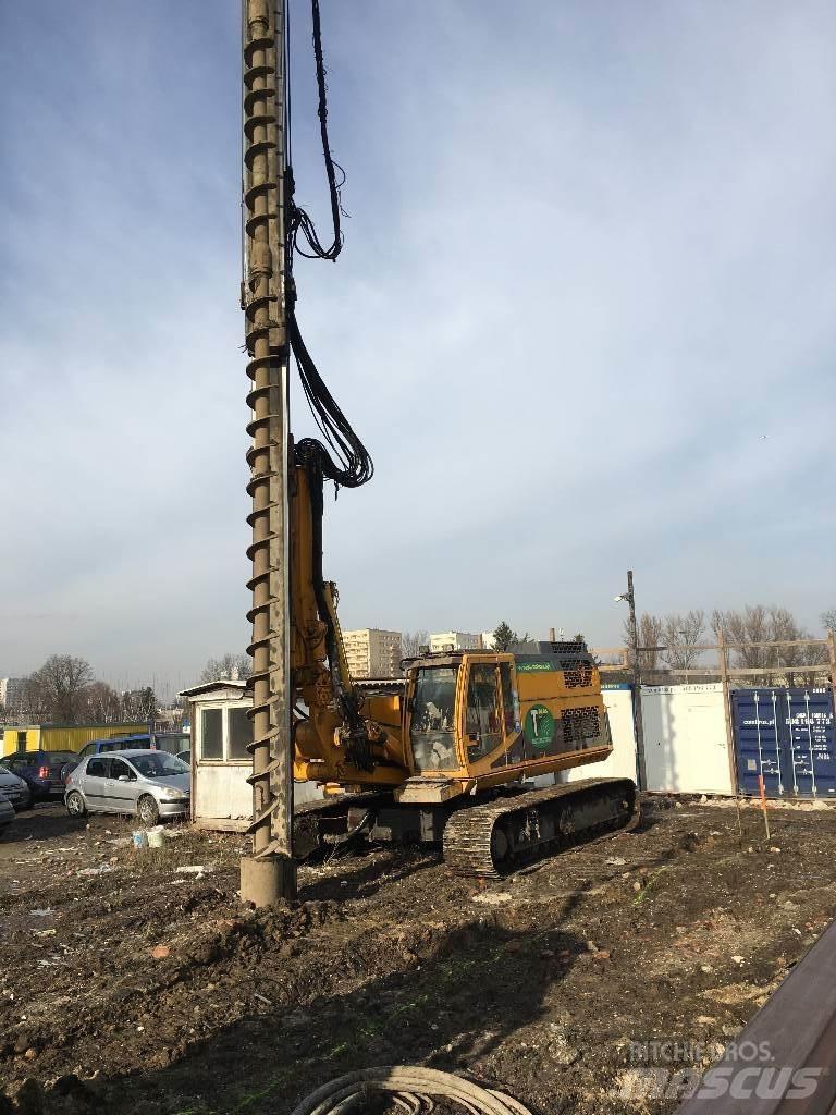 Bauer RTG 16 T Vibrationshejare