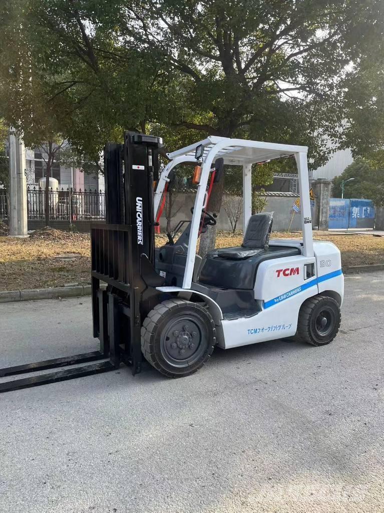 TCM FD 30 Dieselmotviktstruckar