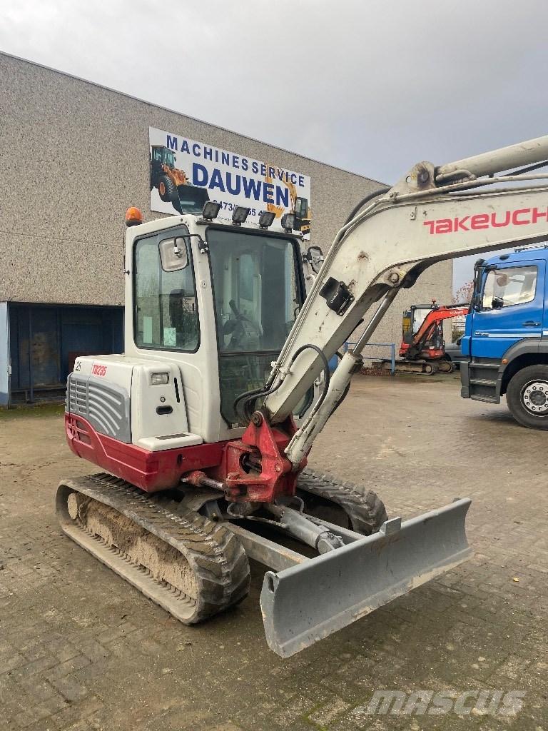 Takeuchi Tb235 Minigrävare < 7t