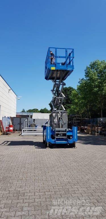 Genie GS3268RT Saxliftar