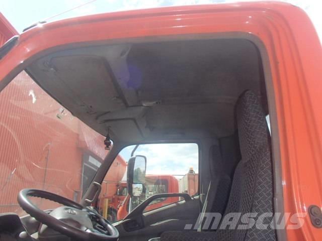 Hino 195 Chassier