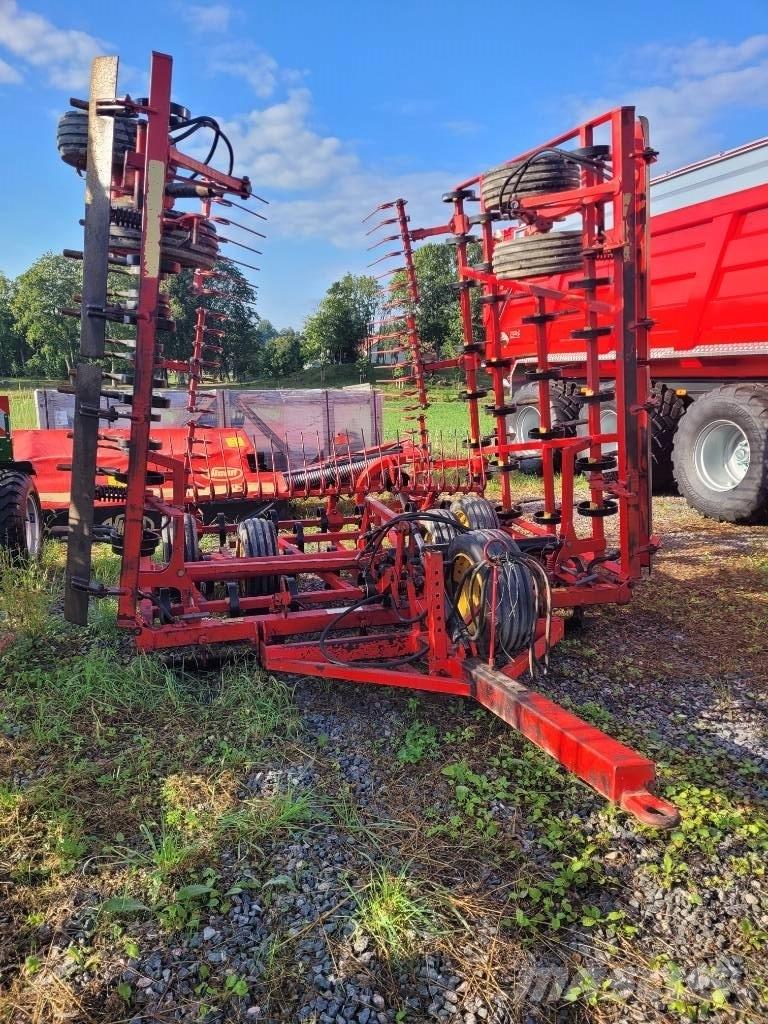 Väderstad NZ 740 Harvar