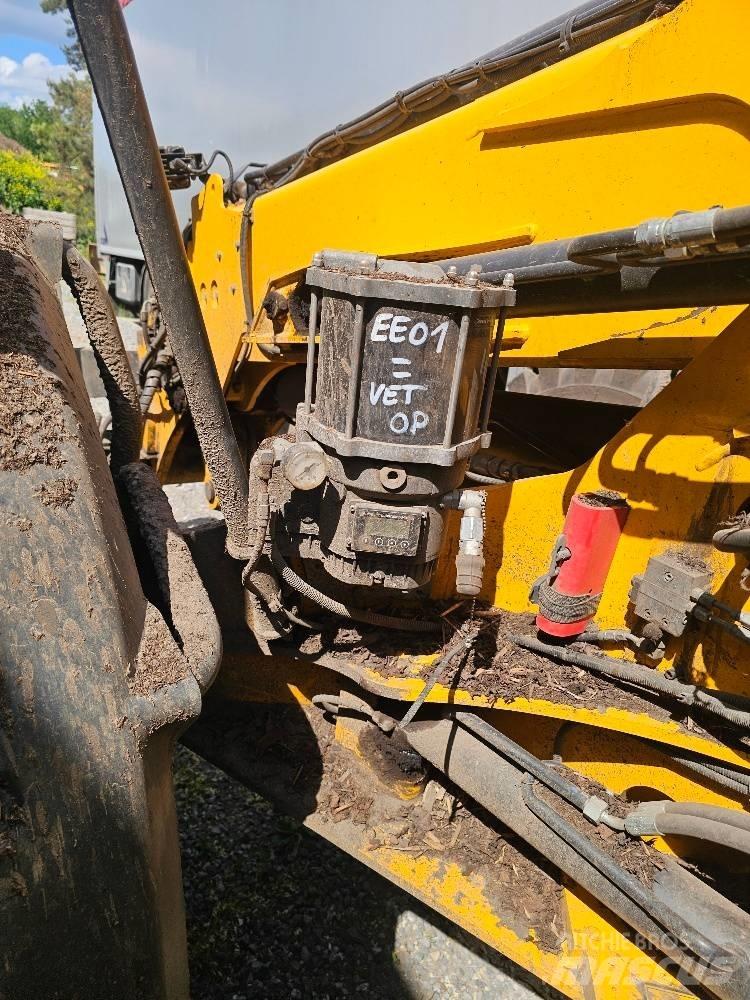 JCB TM 320 S Redskapsbärare för lantbruk