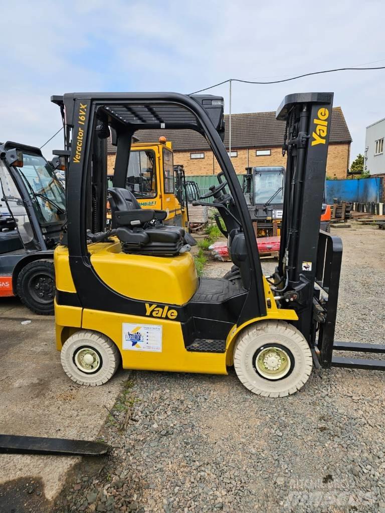 Yale GLP16VX Gasolmotviktstruckar