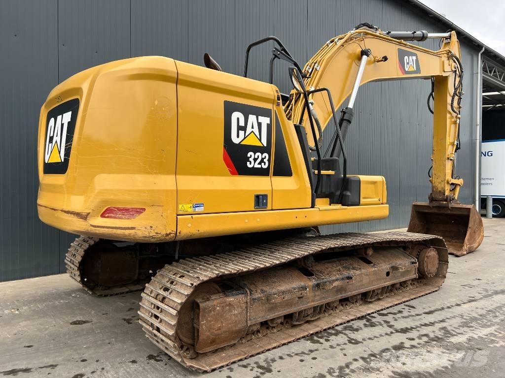 CAT 323 07A Bandgrävare