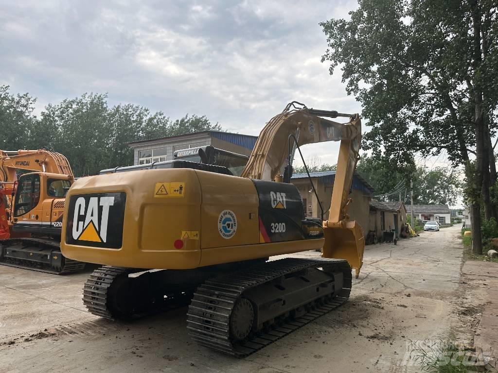 CAT 320D Bandgrävare