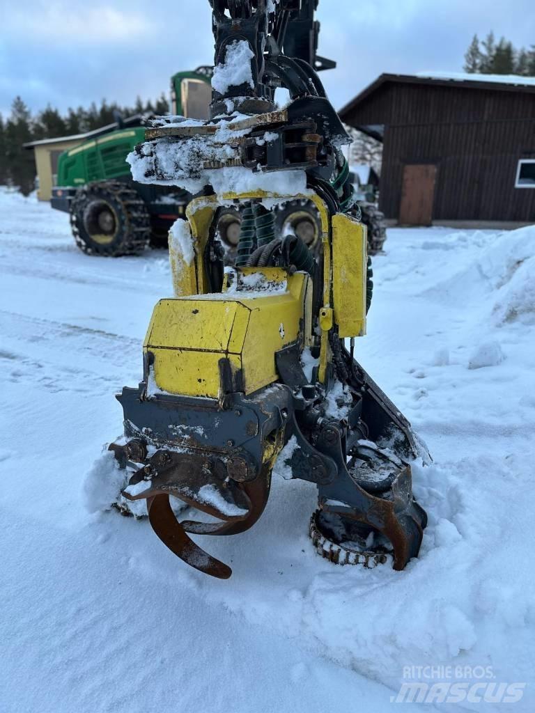 John Deere 1270 G Skördare