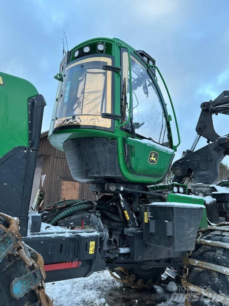 John Deere 1270 G Skördare