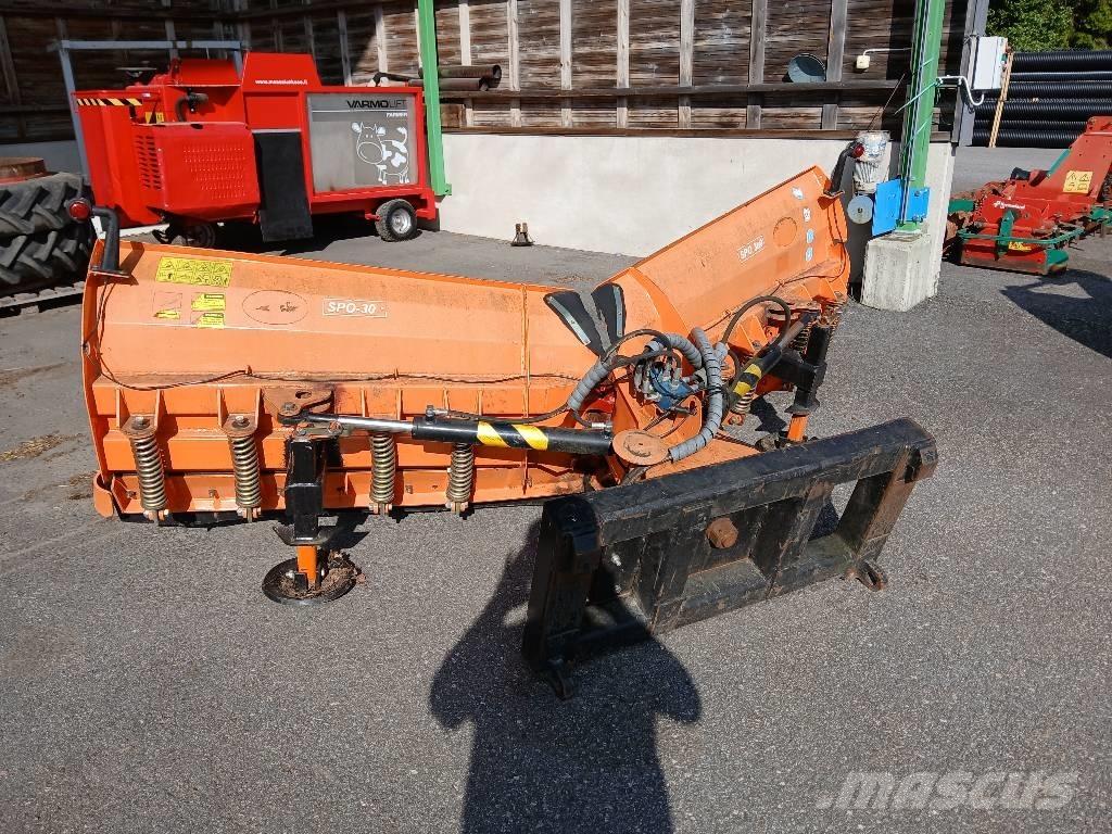 Pronar SPO-300 Snöblad och plogar
