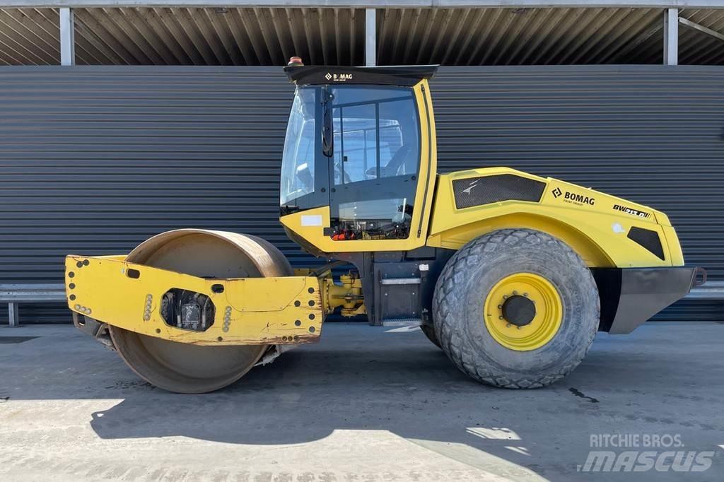 Bomag BW 213 D-5 Envalsvältar
