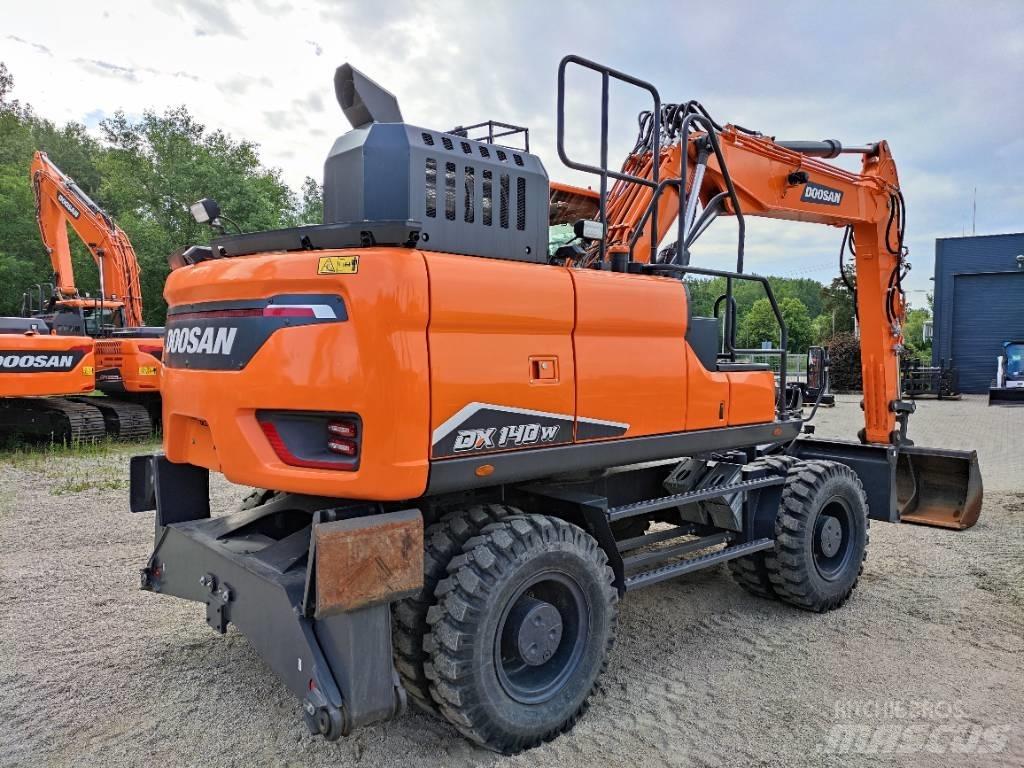 Doosan DX140W-7 Hjulgrävare