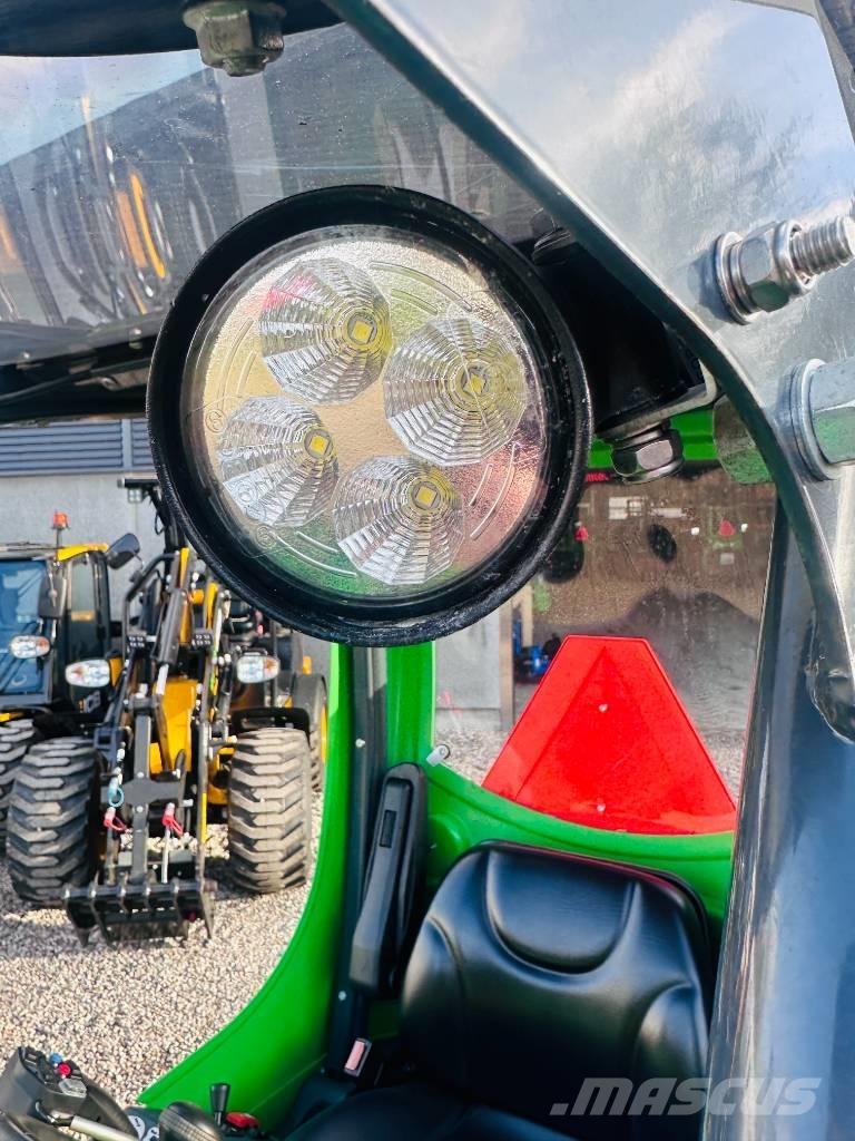 Avant 735 Kompaktlastare