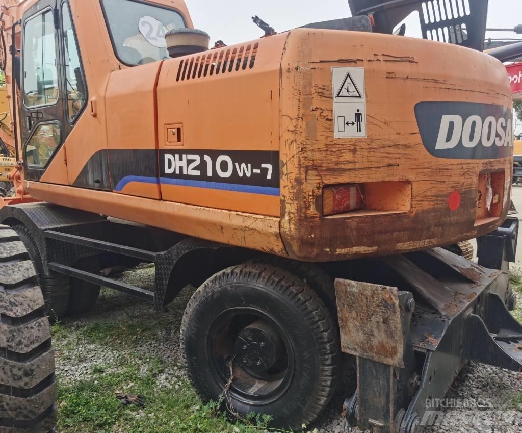 Doosan DH 210 W-7 Hjulgrävare