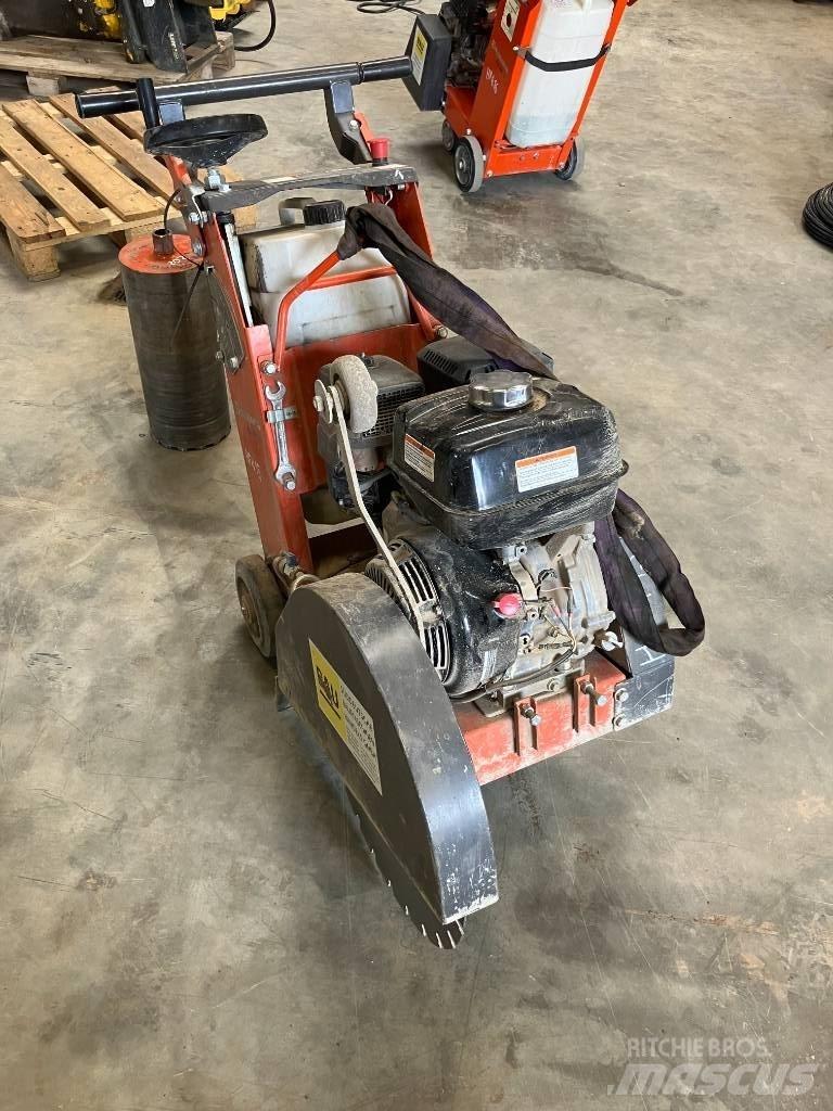 Husqvarna FS 400 Asfaltsskärare