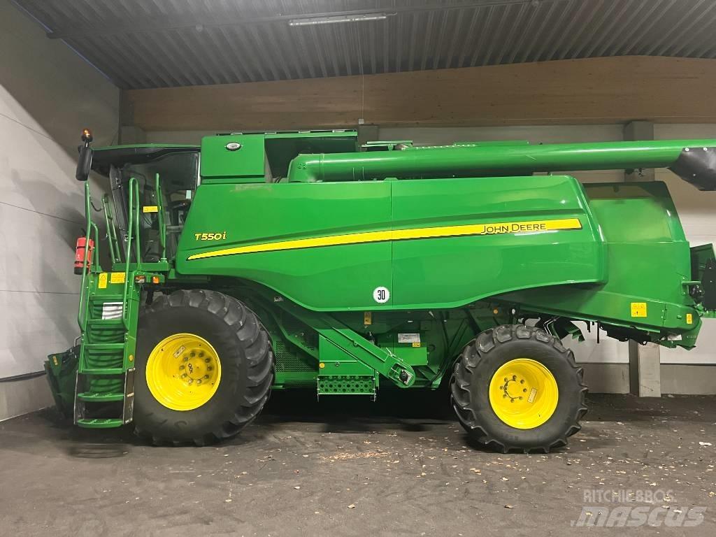 John Deere T550i Skördetröskor