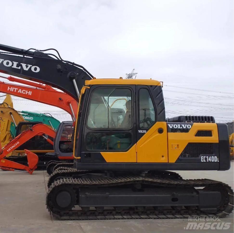 Volvo EC 140 DL Bandgrävare
