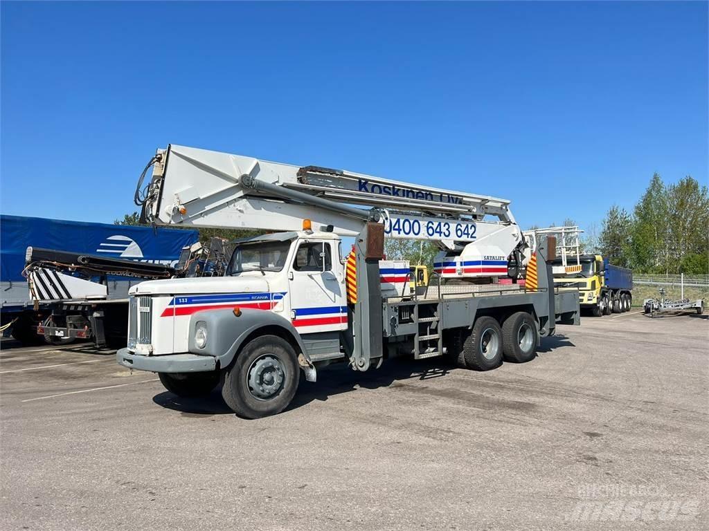 Scania 111 6X2 Kranbilar