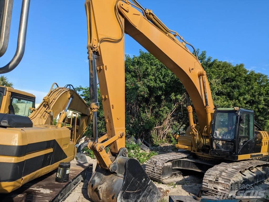 CAT 330 CL Bandgrävare