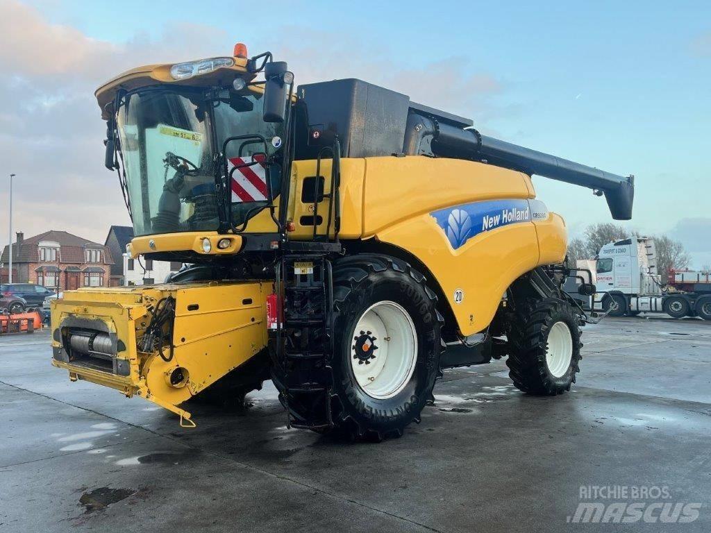 New Holland CR 9080 Skördetröskor