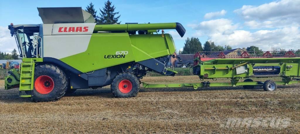CLAAS Lexion 670 Skördetröskor