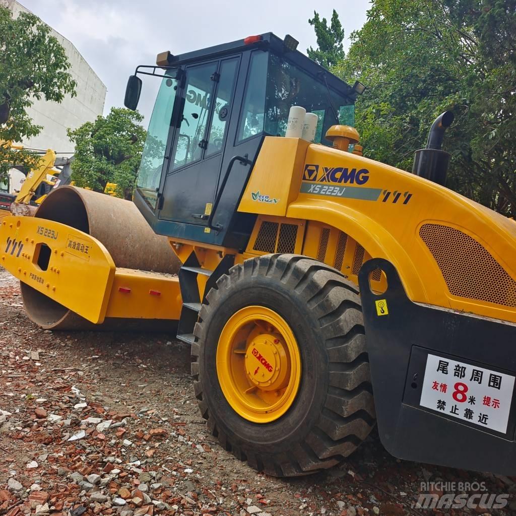 XCMG XS 223 J Envalsvältar