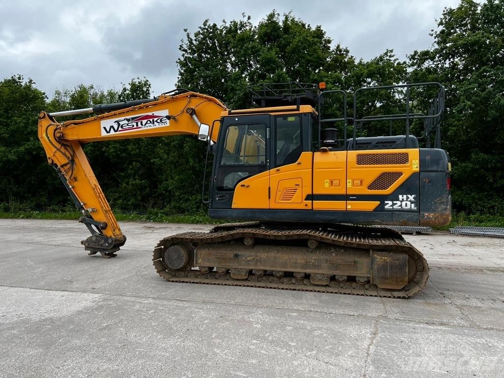 Hyundai HX 220 L Bandgrävare