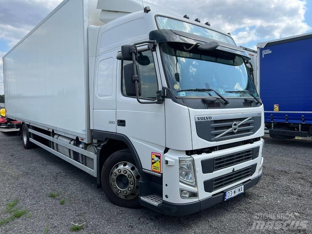 Volvo FM 330 Skåpbilar