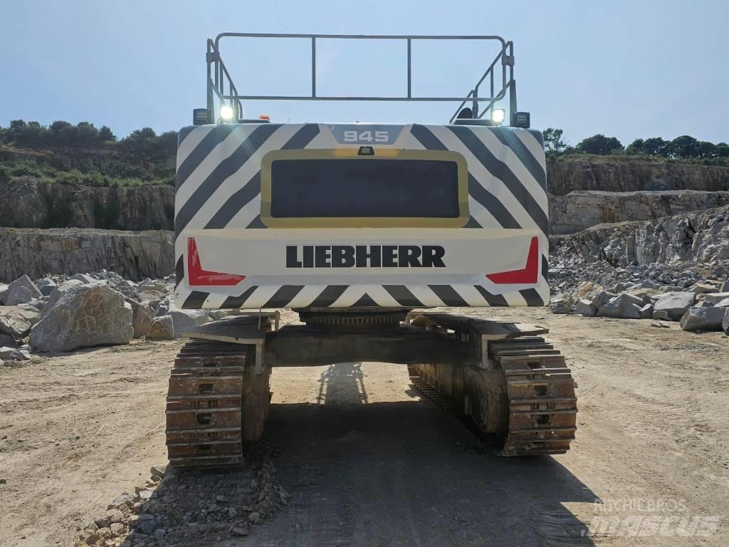 Liebherr R 945 Bandgrävare
