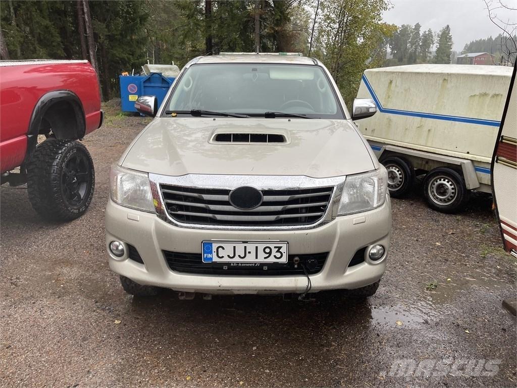Toyota Hilux Plogbilar