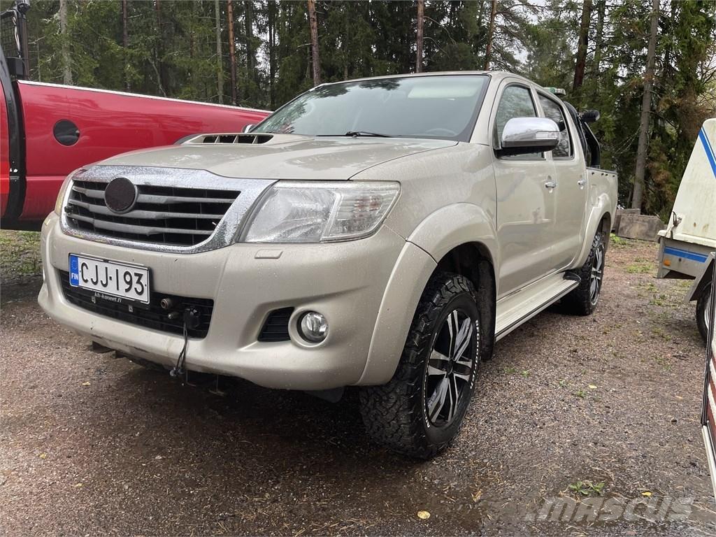 Toyota Hilux Plogbilar