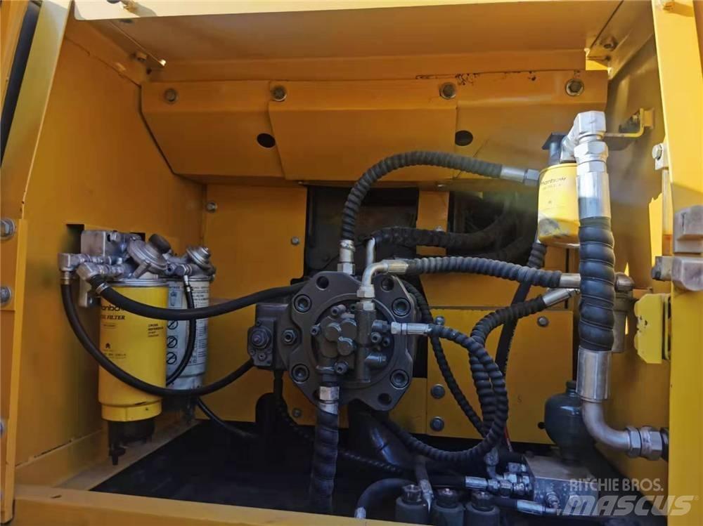 Volvo EC210D Bandgrävare
