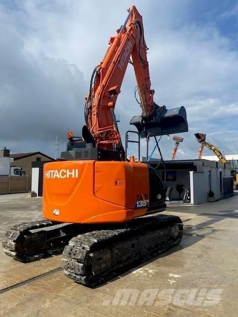 Hitachi 135 US-6 Bandgrävare