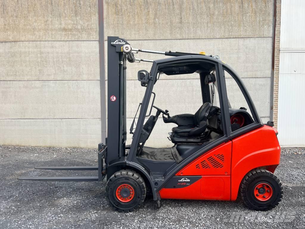 Linde H25T-02 EVO Gasolmotviktstruckar