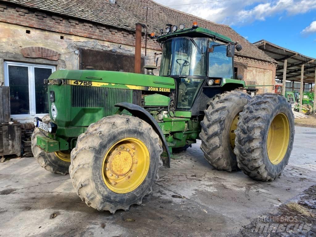 John Deere 4755 Traktorer