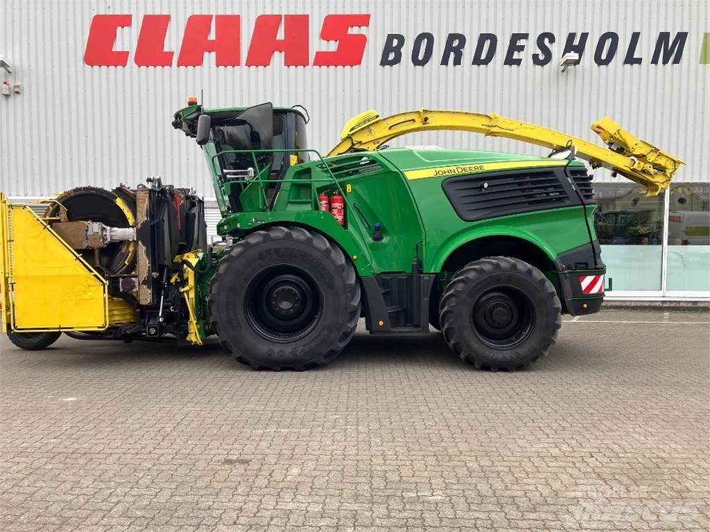 John Deere 9700i Fälthackar