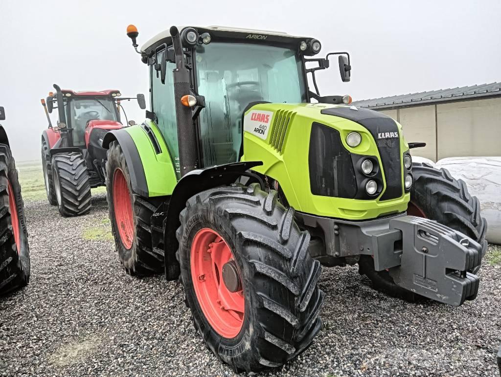 CLAAS Arion 440 Traktorer