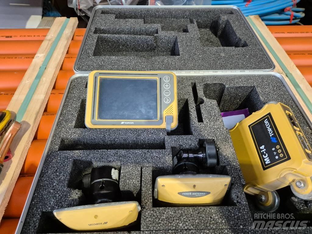 Komatsu PC210 LC-11 Bandgrävare